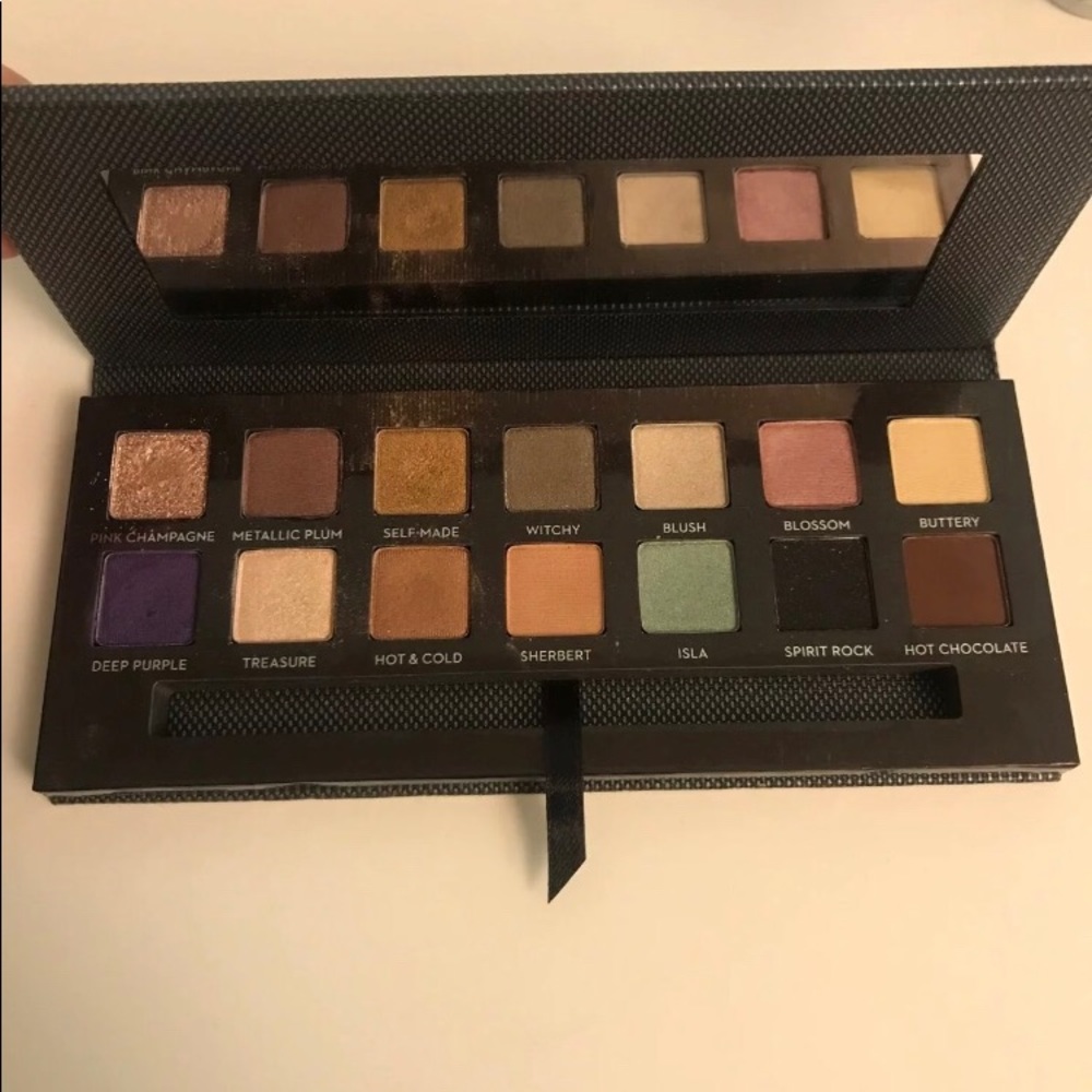Anastasia Beverly Hills Self made